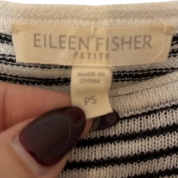 Eileen Fisher black and white striped boxy top size PS - Picture 4 of 4
